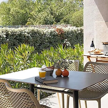 Aparthotel I Levri 4*