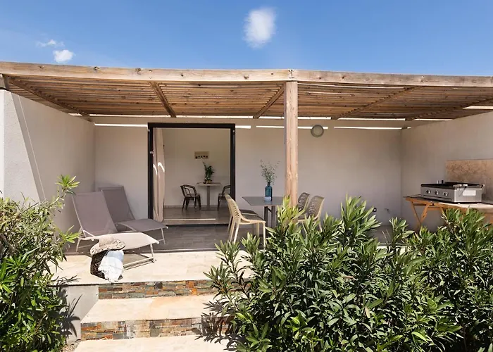 I Levri Aparthotel 4*