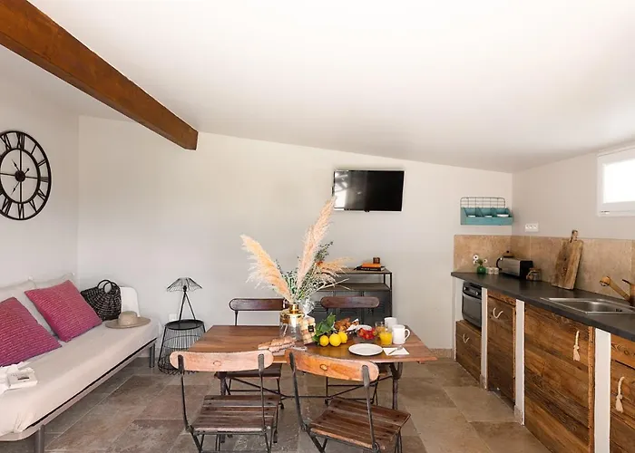 شقة فندقية I Levri 4*